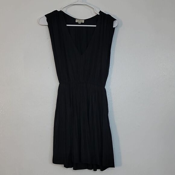 Aritzia Wilfred Black Almeida V Neck Satin Dress Elastic Pockets... - Picture 2 of 16